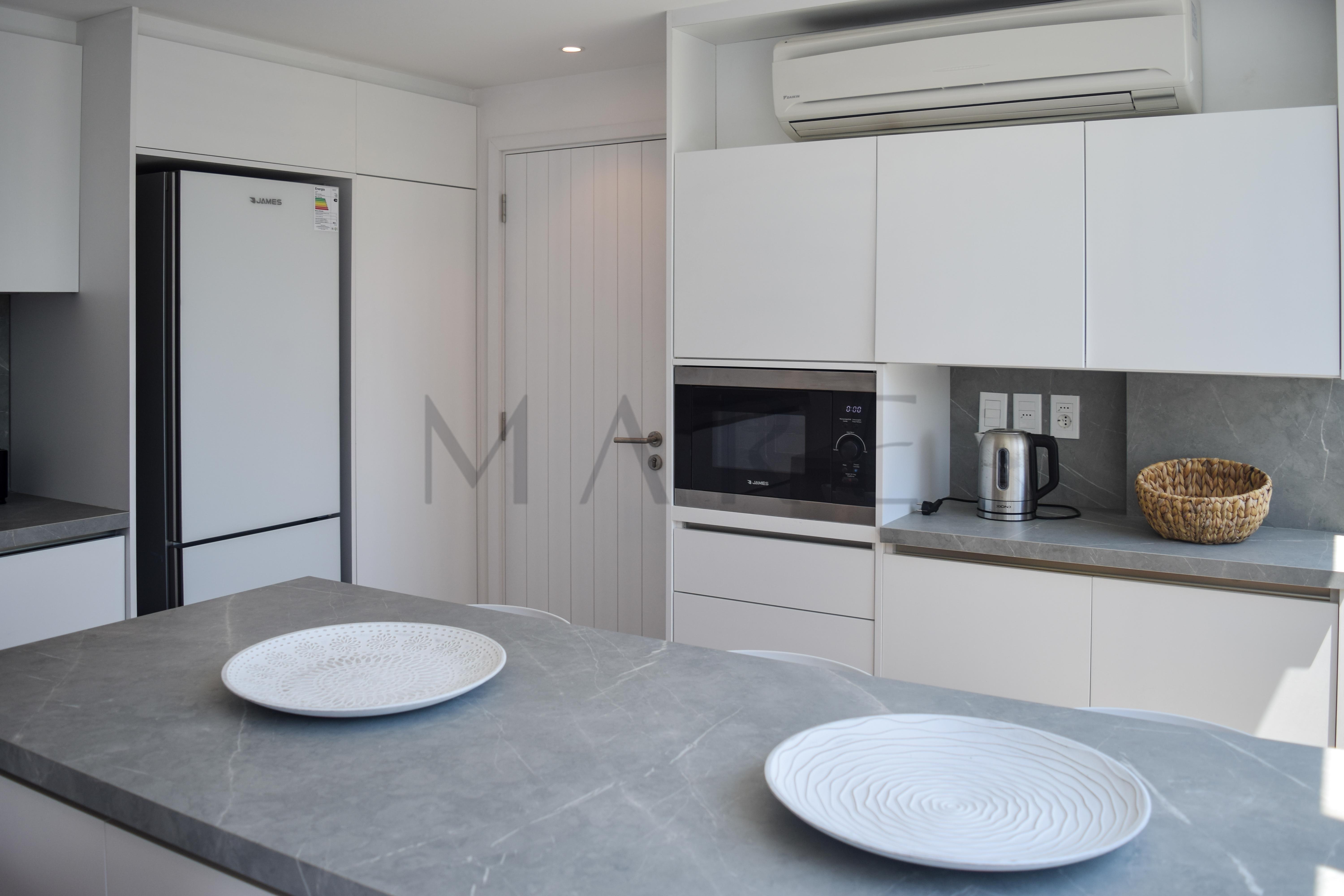Excellent beachfront apartment in La Mansa with views of the peninsula - Photo 7