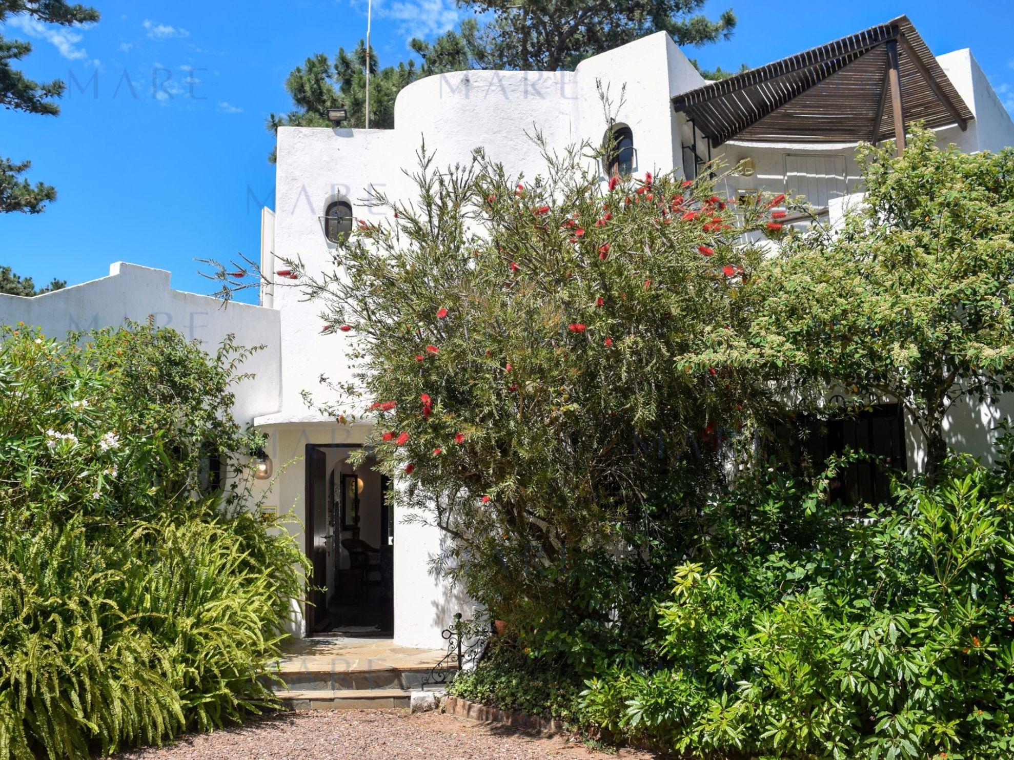 Casa a pasos del mar en Rincón del Indio - Foto 2