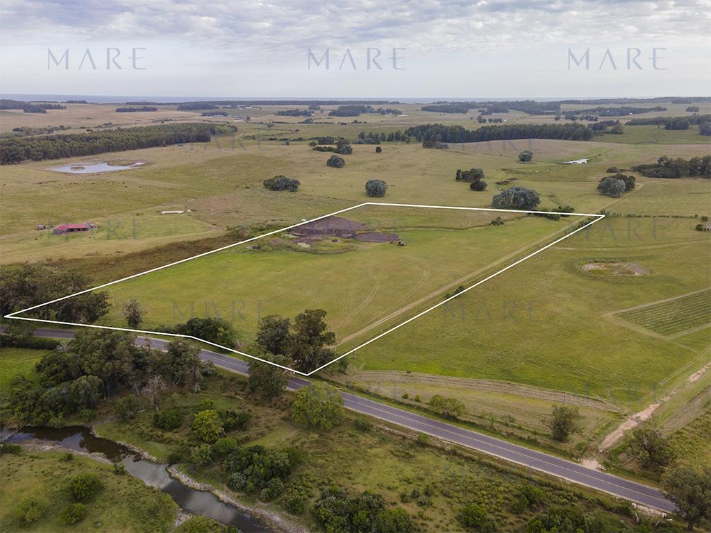 Farm on Camino Medellin, very close to José Ignacio and Manantiales