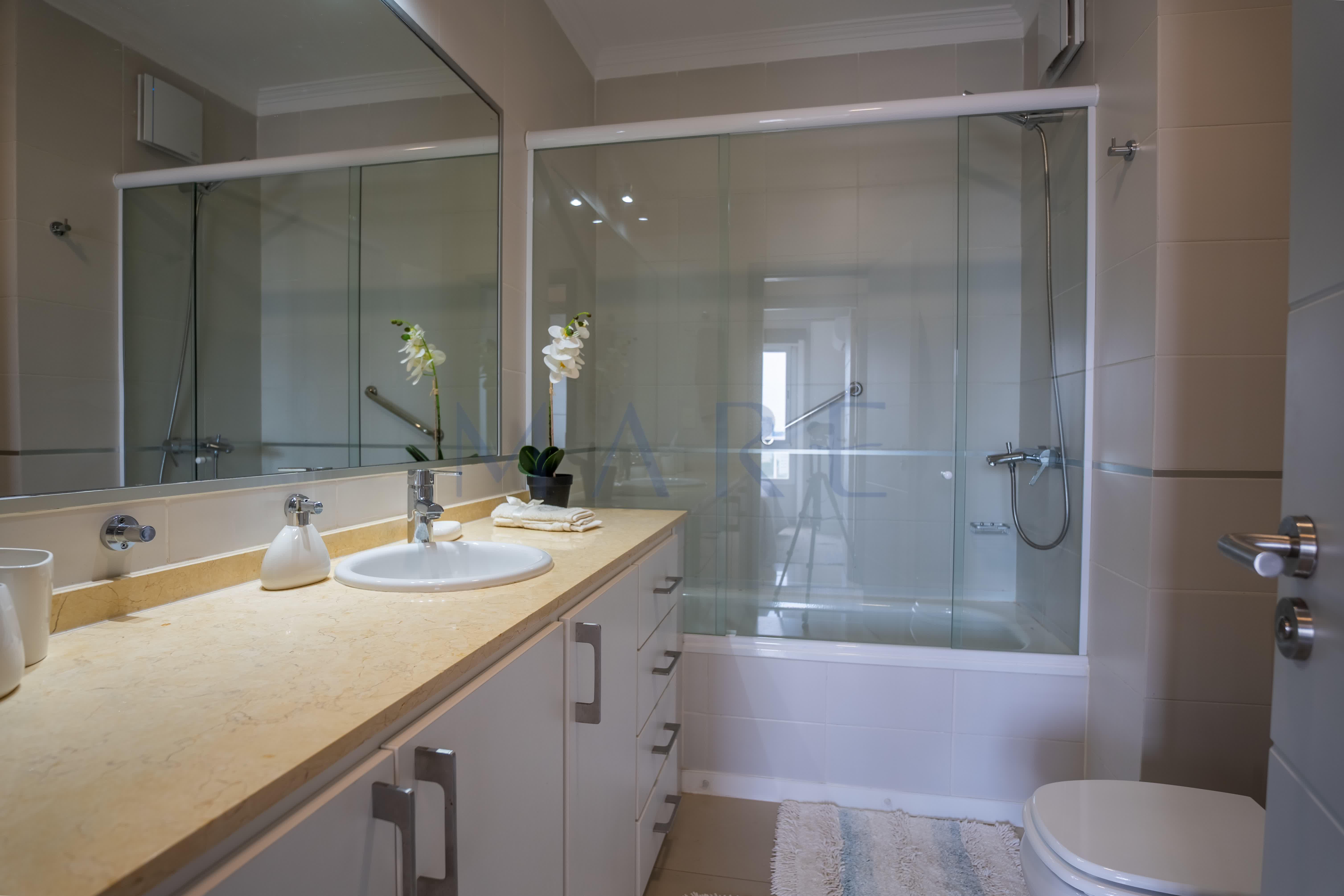 Excellent Penthouse with Ocean View. Botavara Building, Punta del Este - Photo 6