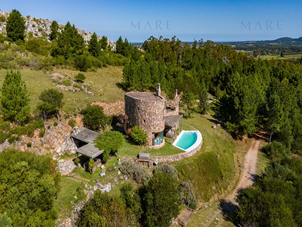 Charming Farm in La Ballena Quarry - Photo 3