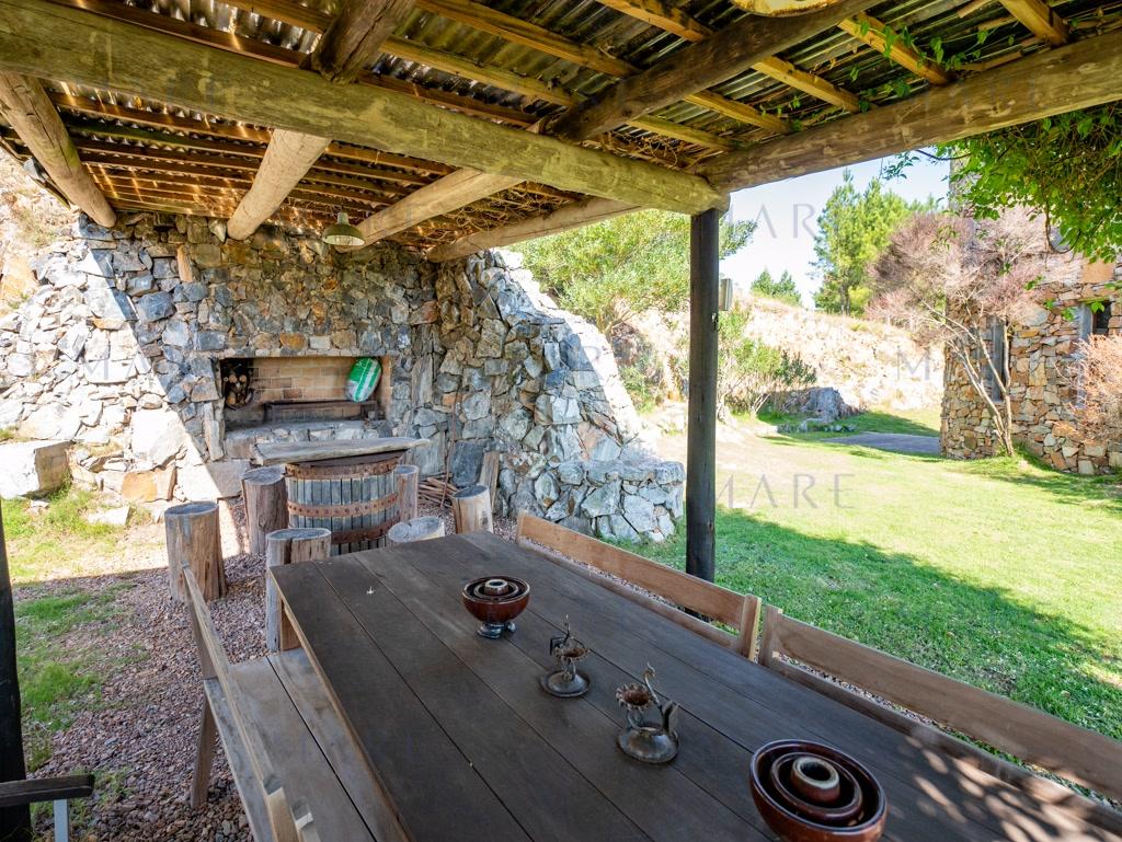 Charming Farm in La Ballena Quarry - Photo 8