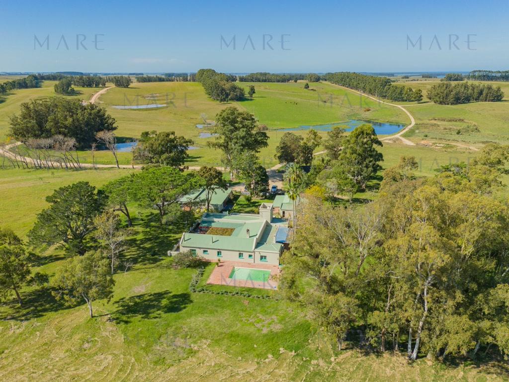 Countryside with history, beautiful views and potential in Altos de José Ignacio.