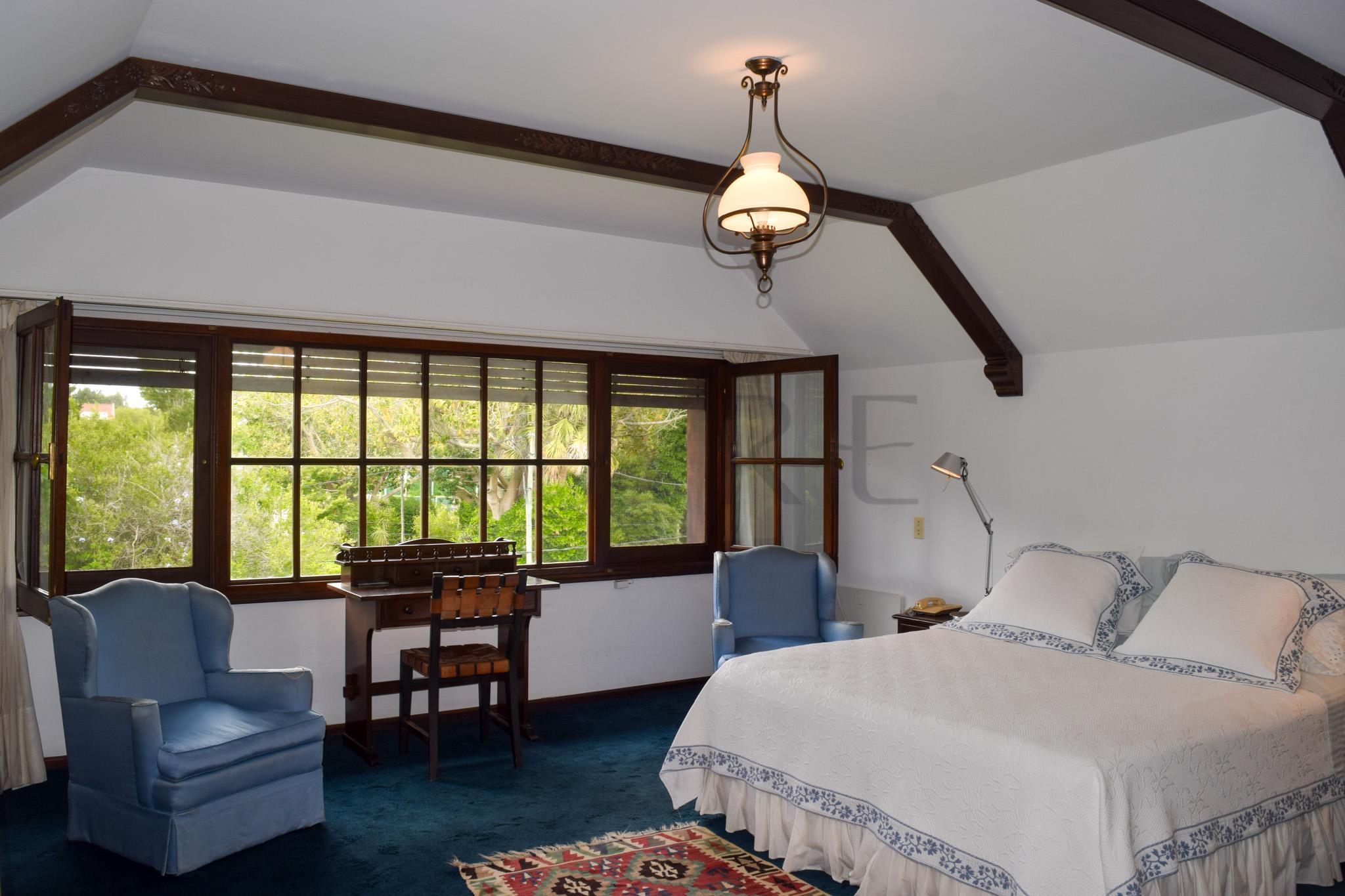 Charming and traditional chalet in El Golf, steps from Playa Brava, Punta del Este. - Photo 21