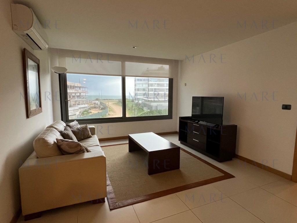 Spacious apartment with ocean views in La Barra, Punta del Este. - Photo 6