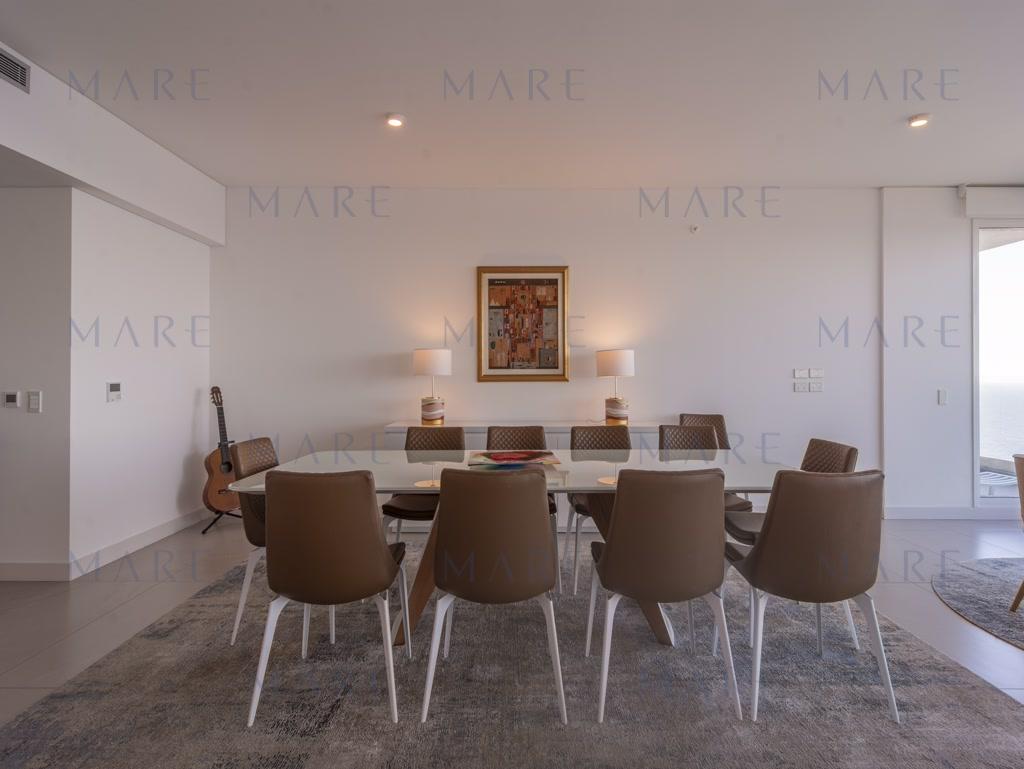 Apartment in the luxurious Le Parc Building, Punta del Este. - Photo 4