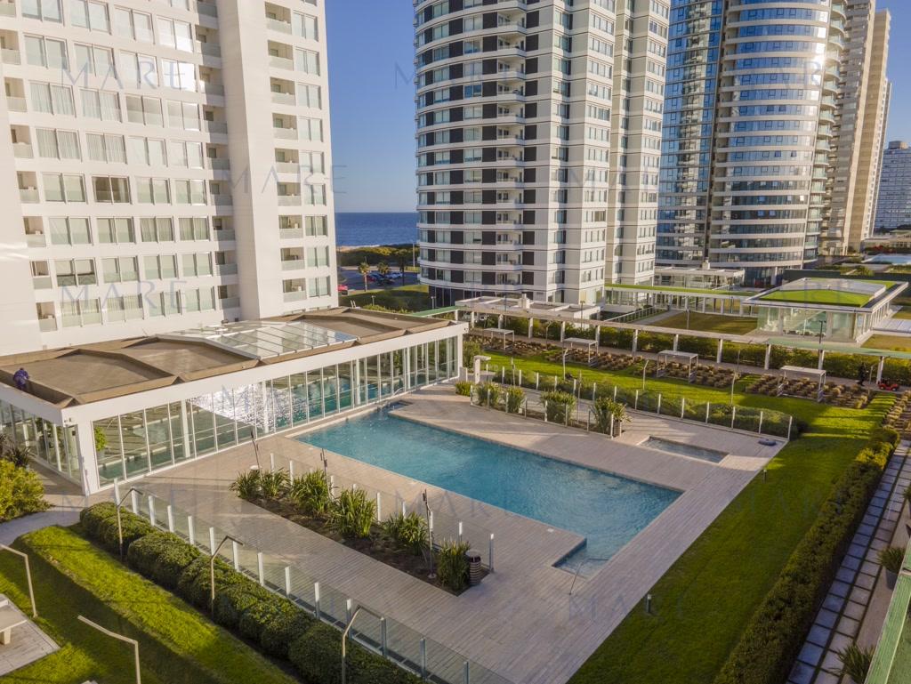 Apartment in the luxurious Le Parc Building, Punta del Este. - Photo 21