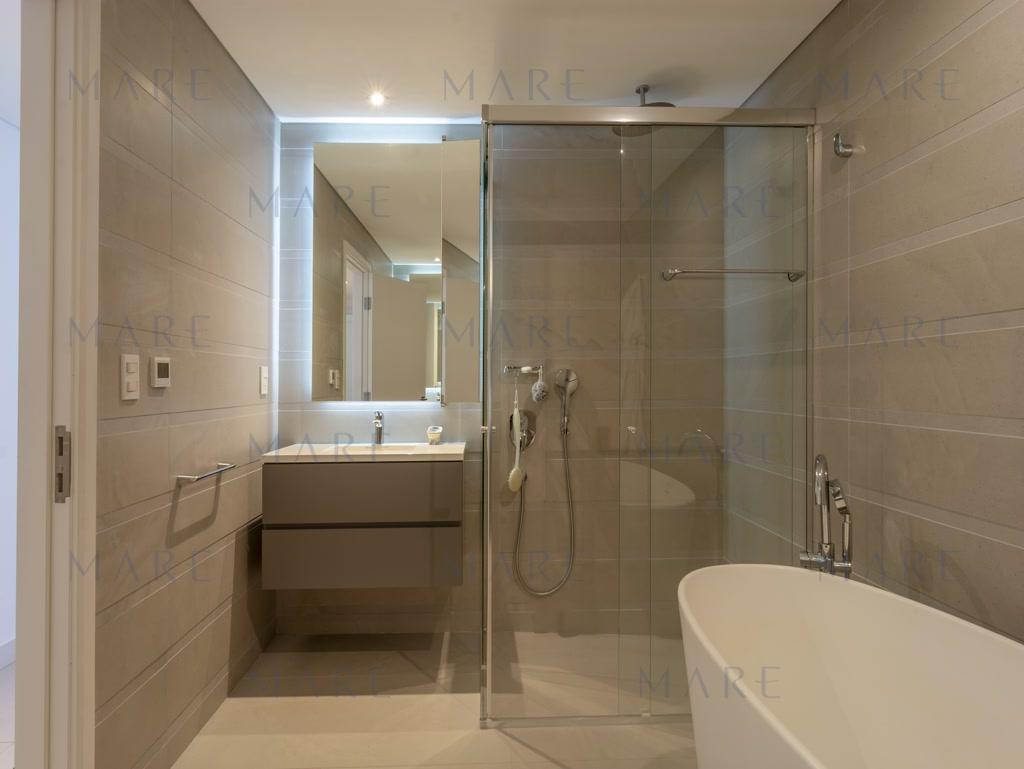 Apartment in the luxurious Le Parc Building, Punta del Este. - Photo 15