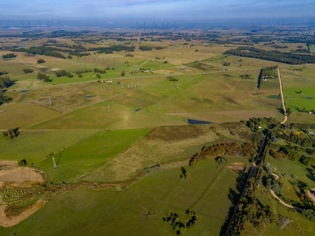 11-hectare plot of land on Route 104. - Photo 8