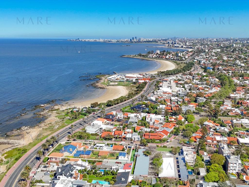 Land for development on the Rambla of Punta Gorda, Montevideo.