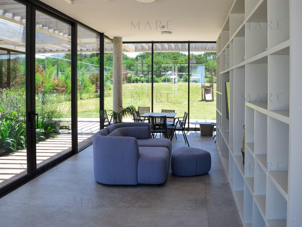 Luxury Residence in Manantiales - 3 Suites with Private Pool. - Photo 16