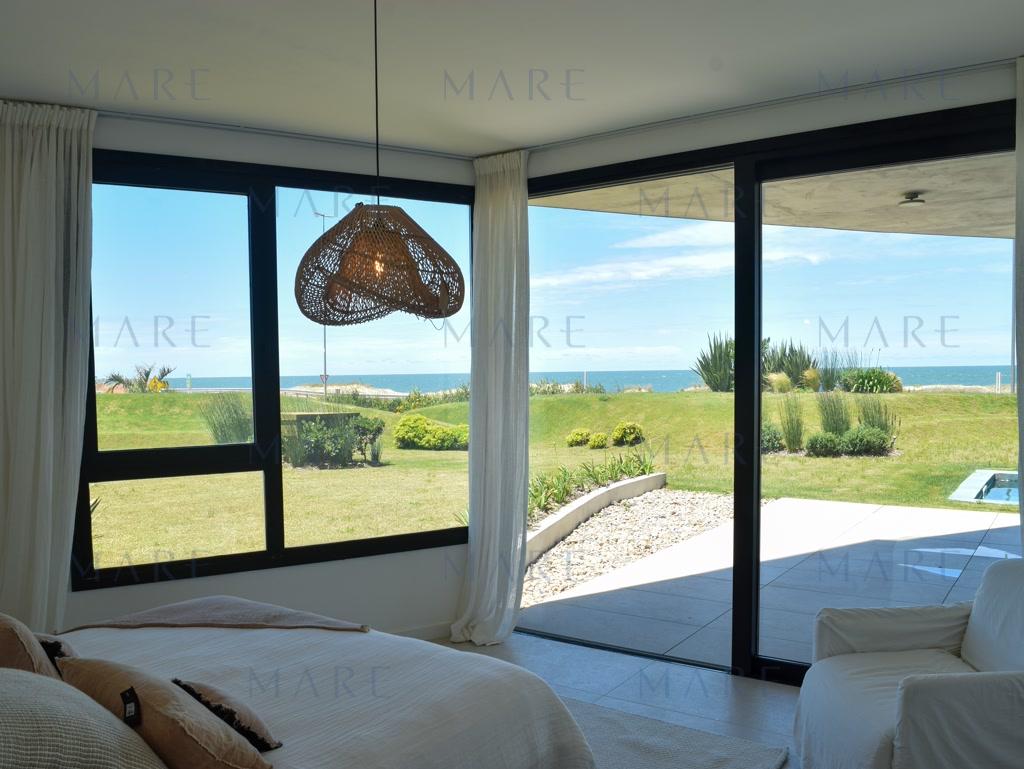 Luxury Residence in Manantiales - 3 Suites with Private Pool. - Photo 9