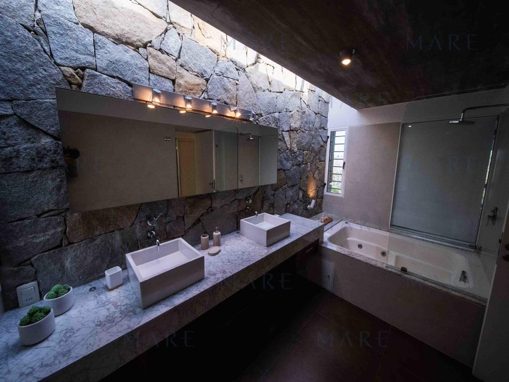 Exclusive House in Altos de Punta Piedras - Comfort, Design and Privileged Location - Photo 19