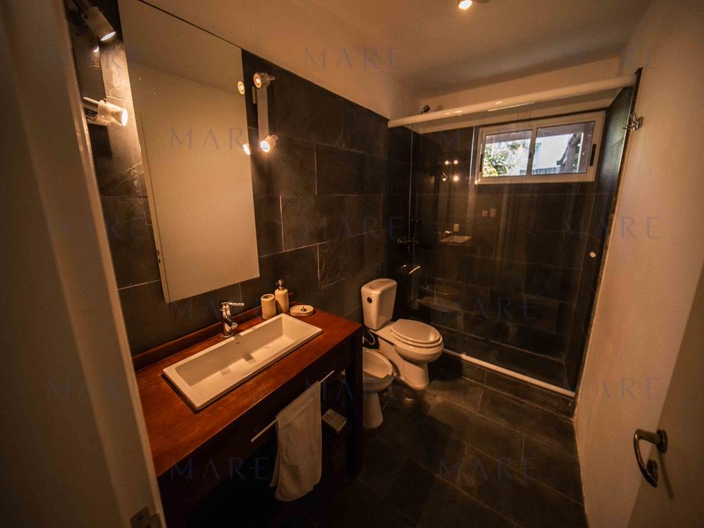 Exclusive House in Altos de Punta Piedras - Comfort, Design and Privileged Location - Photo 21