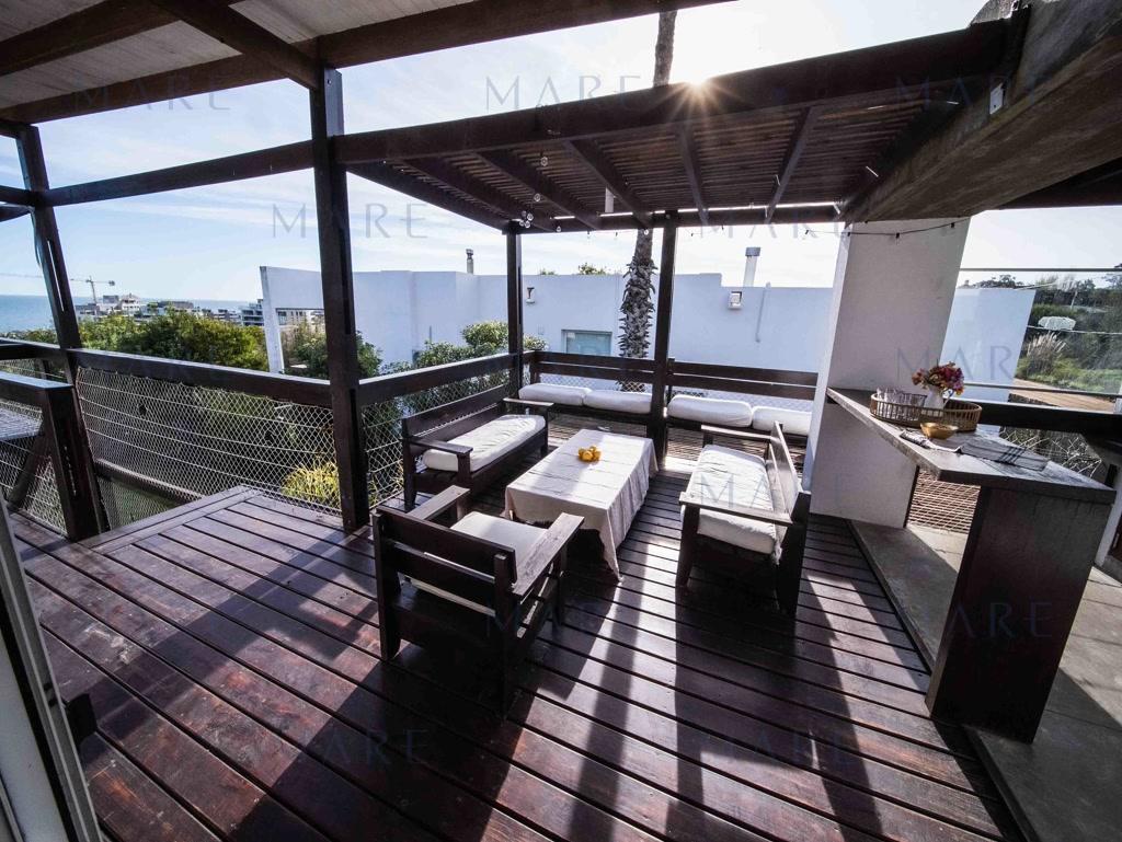 Exclusive House in Altos de Punta Piedras - Comfort, Design and Privileged Location - Photo 17