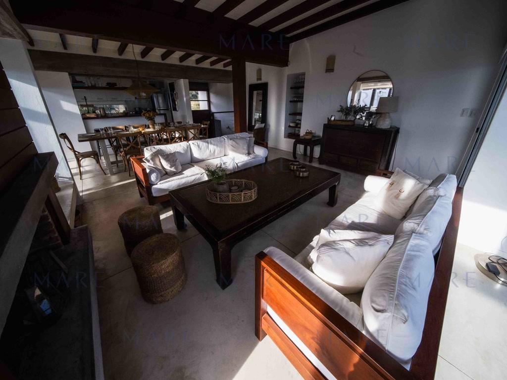 Exclusive House in Altos de Punta Piedras - Comfort, Design and Privileged Location - Photo 16
