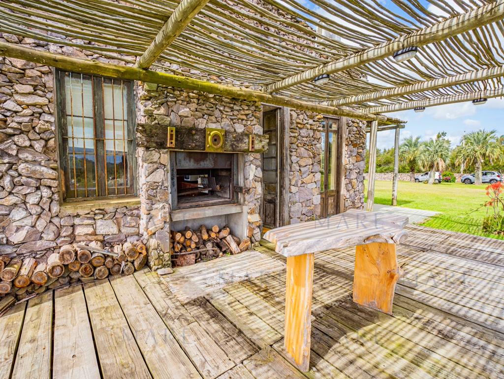 Country house on Camino Eguzquiza - La Barra. Design, Nature and Comfort in Harmony. - Photo 18