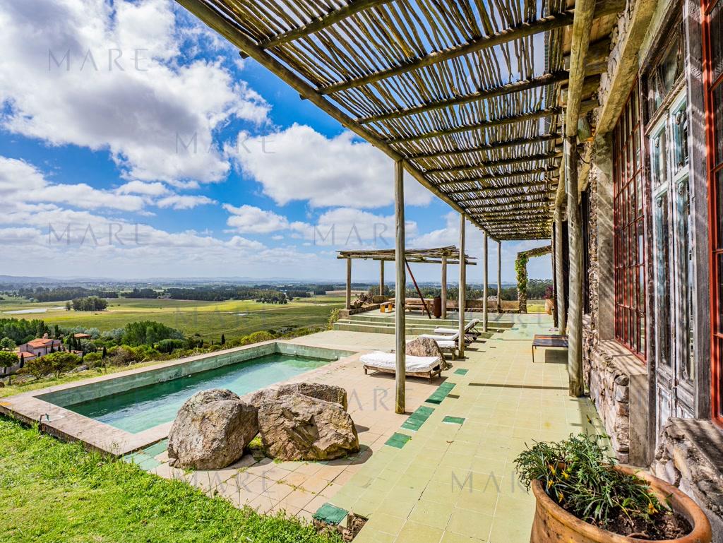 Country house on Camino Eguzquiza - La Barra. Design, Nature and Comfort in Harmony. - Photo 16