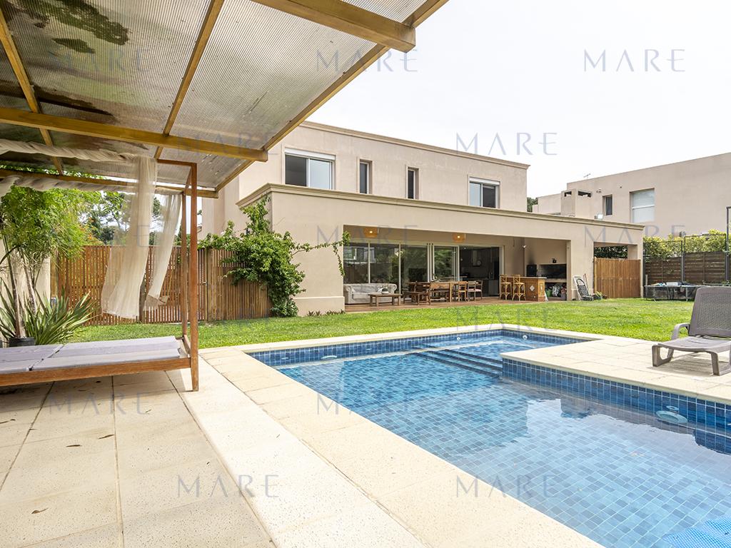 Excellent Quality House in La Arbolada, Punta del Este. - Photo 3