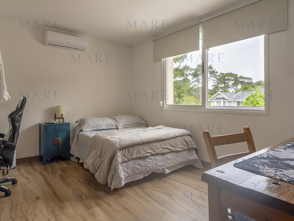 Excellent Quality House in La Arbolada, Punta del Este. - Photo 14
