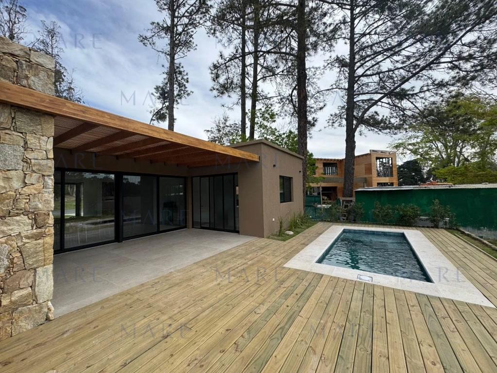 Casa a Estrenar con Piscina en Barrio Privado. - Foto 3