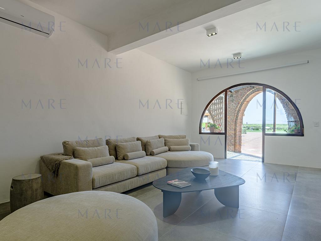 Brand new beachfront apartment in Manantiales. - Photo 2