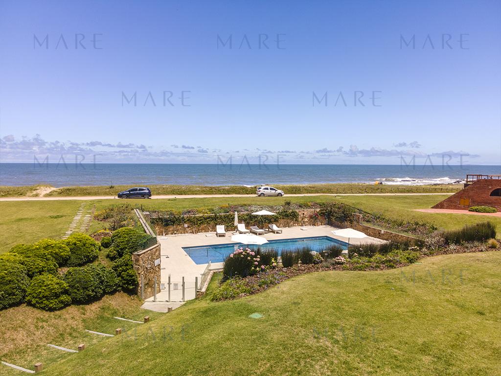 Brand new beachfront apartment in Manantiales.