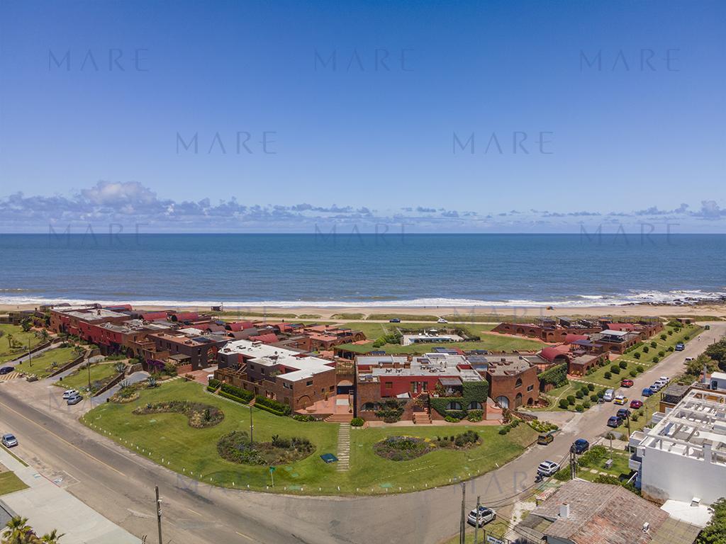 Brand new beachfront apartment in Manantiales. - Photo 13
