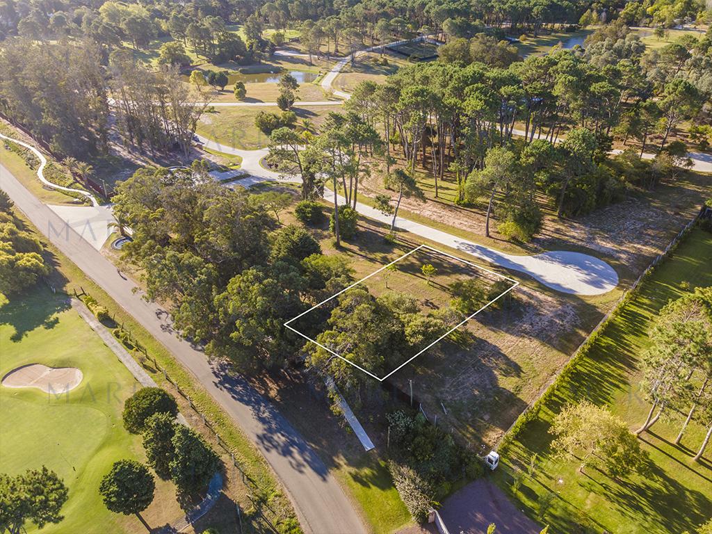 1000 m² plot of land in Aura - Golf Sector