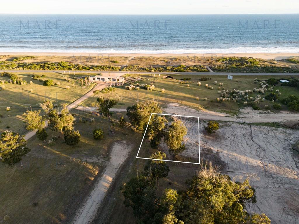 Lote con Vista al Mar en Punta Polo