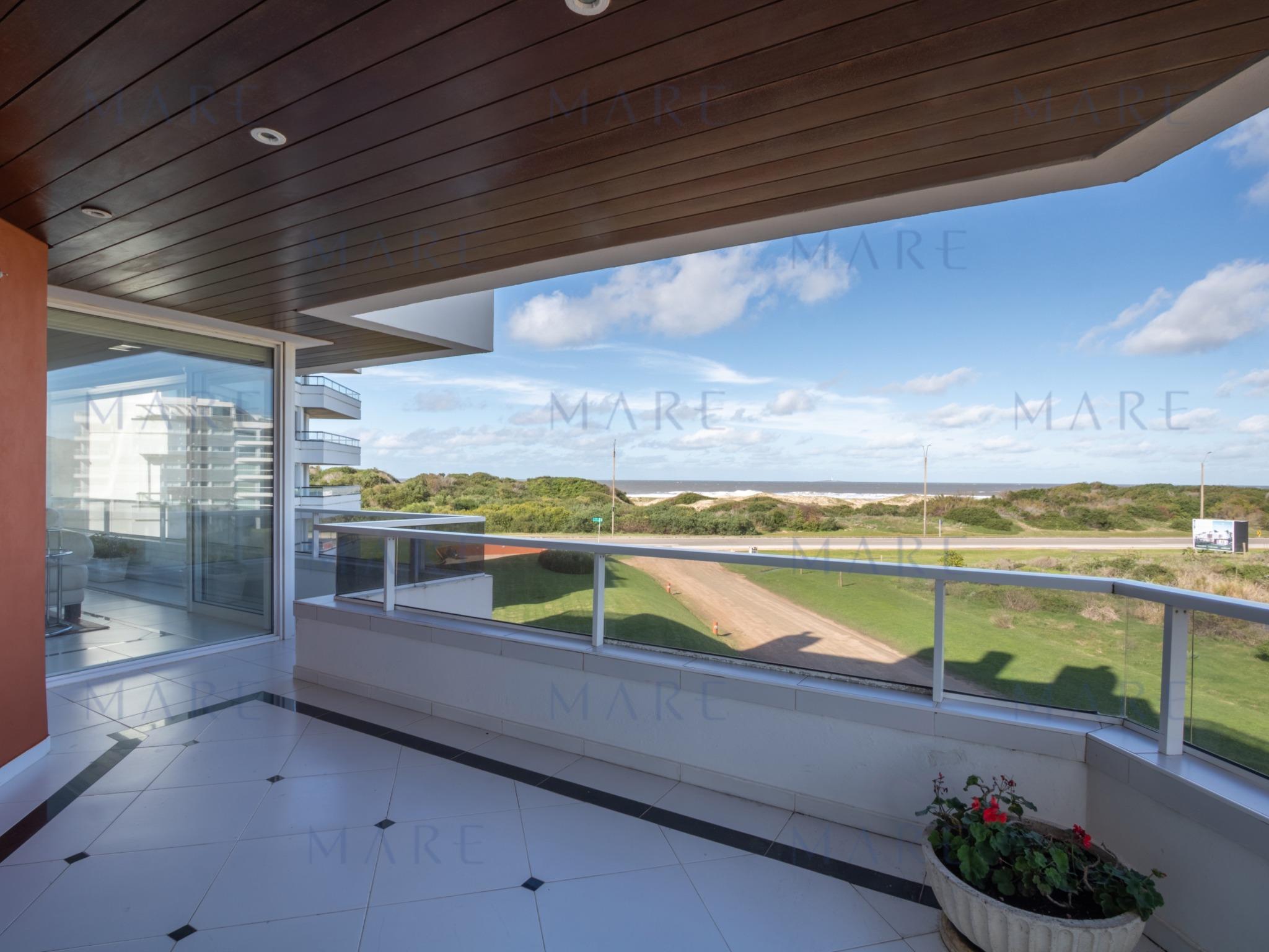 Depto. de 3 suites frente al mar - Photo 4