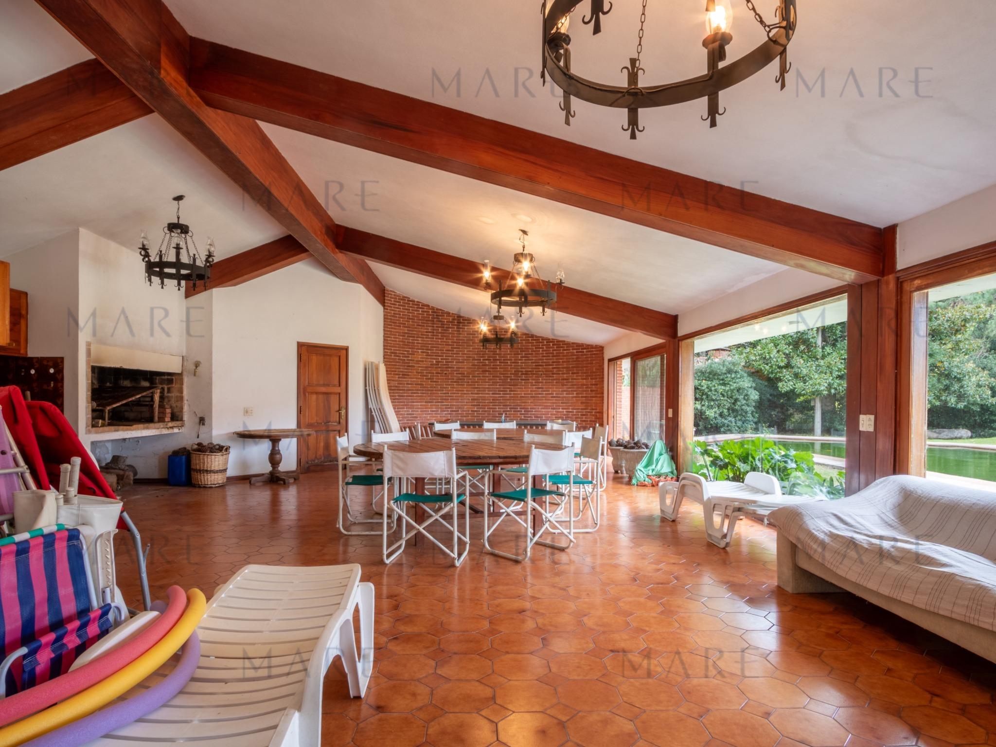 Distinguida Residencia con Gran Parque y Piscina en Playa Mansa - Foto 28