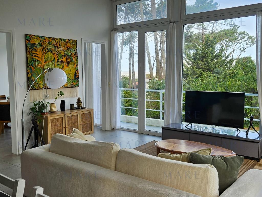 Spectacular Modern House with Ocean View in the Forest - Montoya, La Barra - Photo 9