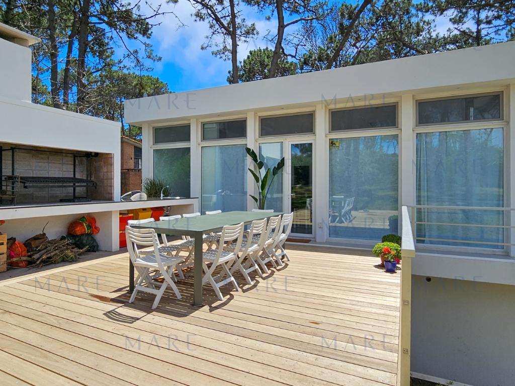Spectacular Modern House with Ocean View in the Forest - Montoya, La Barra - Photo 3
