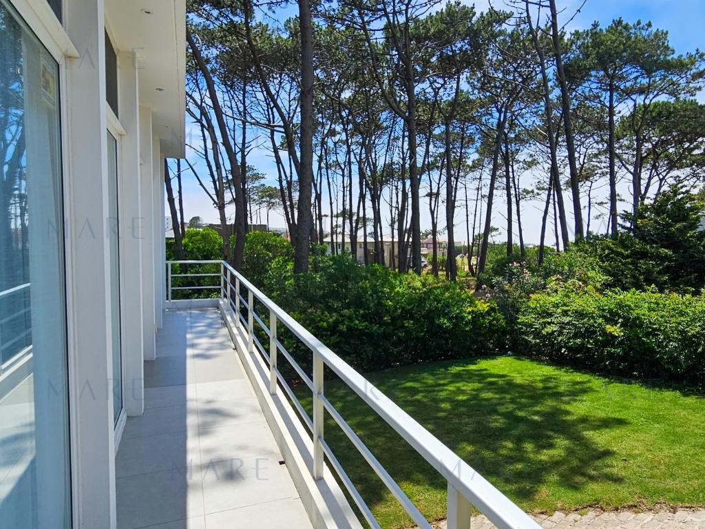 Spectacular Modern House with Ocean View in the Forest - Montoya, La Barra - Photo 33