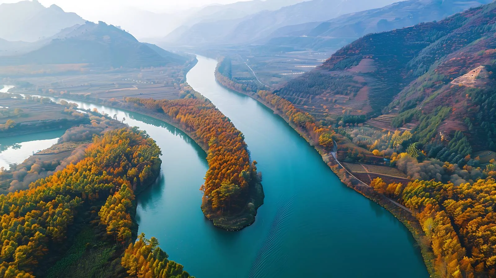 Autumn Aerial Views of Tonghe Scenery — free download from Dotvec