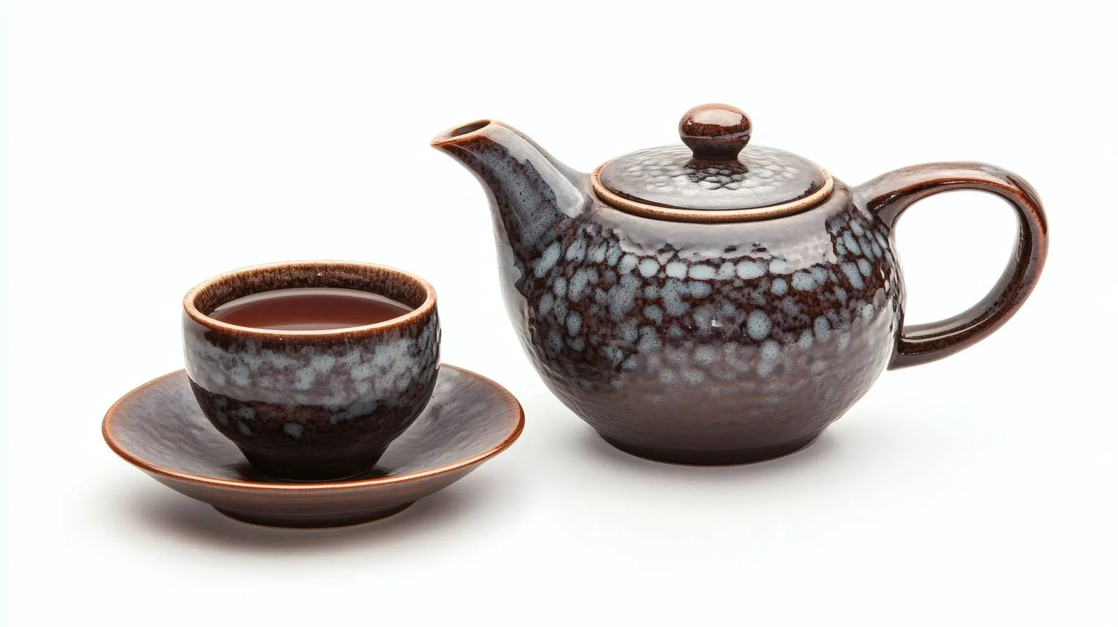 Elegant Traditional Teapot and Cup on White — free download from Dotvec