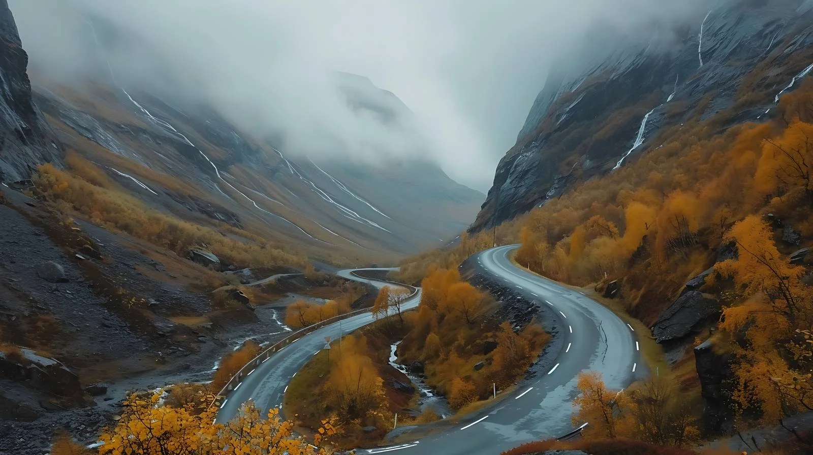 Scenic Trollstigen Autumn Road in Norway — free download from Dotvec