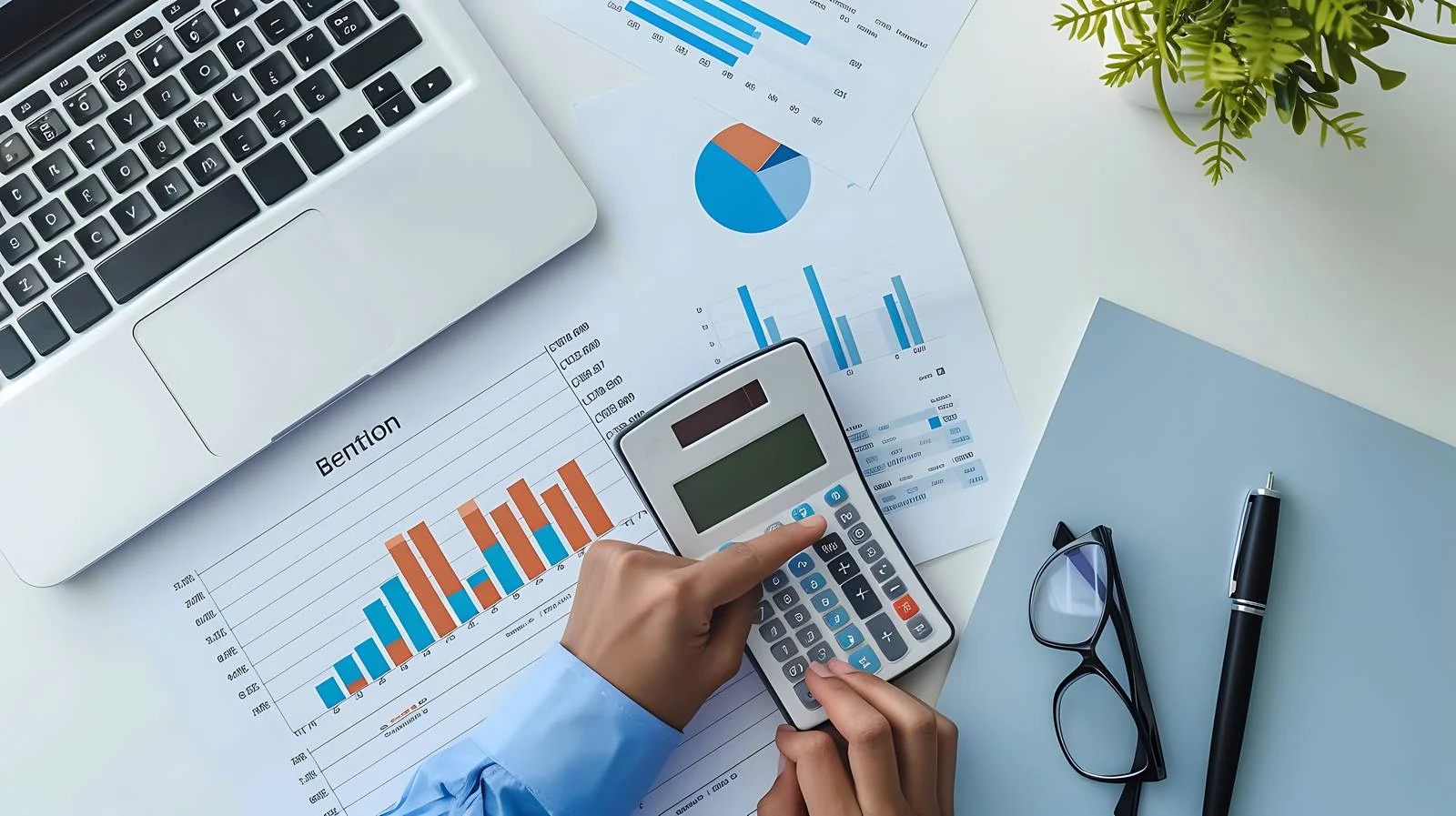 Accounting Calculation with Calculator – free axes image from Dotvec