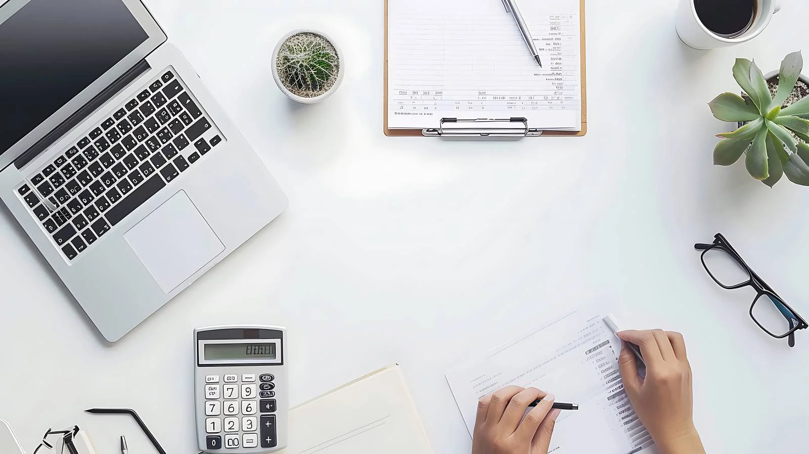 Accountant Working on Company Finances — free download from Dotvec