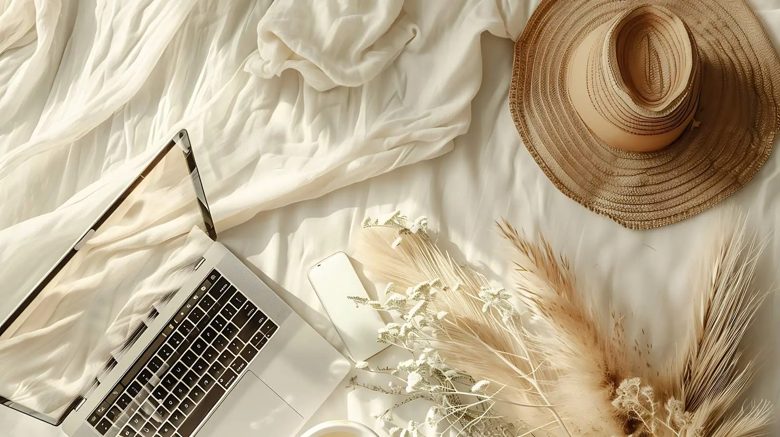 Aesthetic Bohemian Fashion Online Store Concept — free download from Dotvec