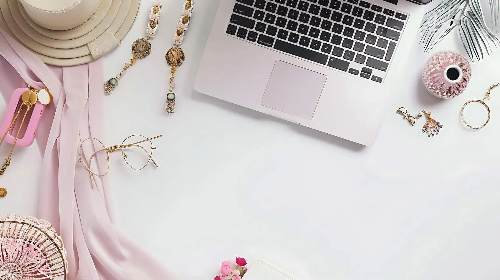 Aesthetic Bohemian Fashion Online Store Concept — free download from Dotvec