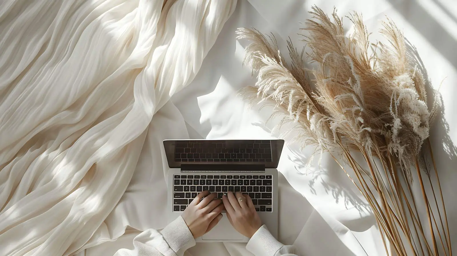 Luxury Minimalist Bohemian Home Office Design — free download from Dotvec