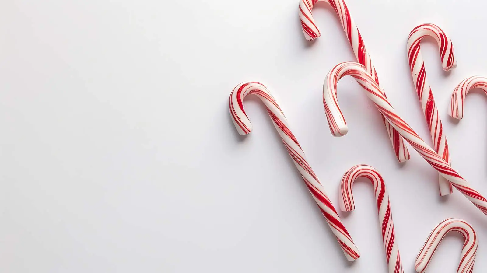 Minimalist Christmas Candy Decoration for Holidays — free download from Dotvec