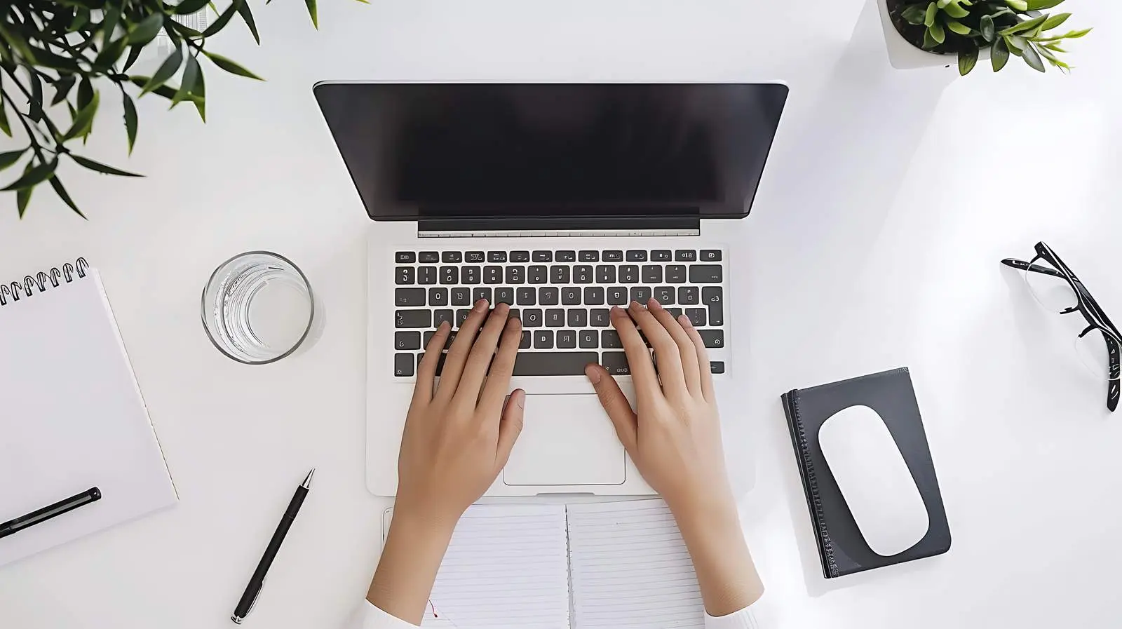 Aesthetic Minimalist Home Office Workspace — free download from Dotvec