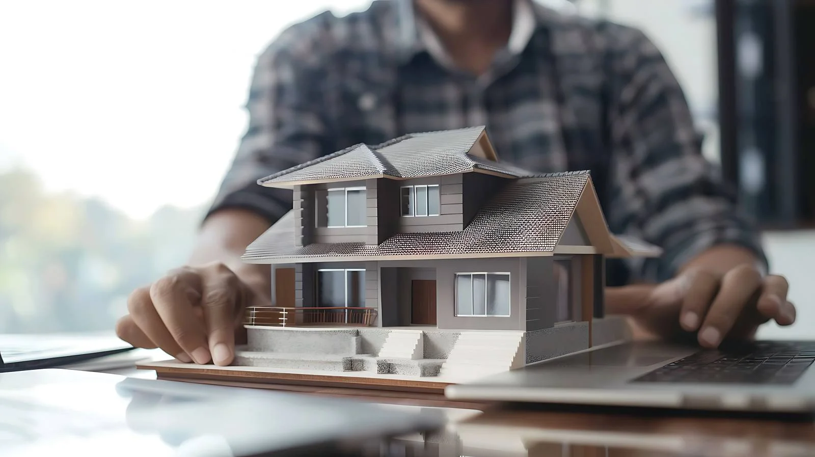 Professional Presentation of Mini House Model — free download from Dotvec