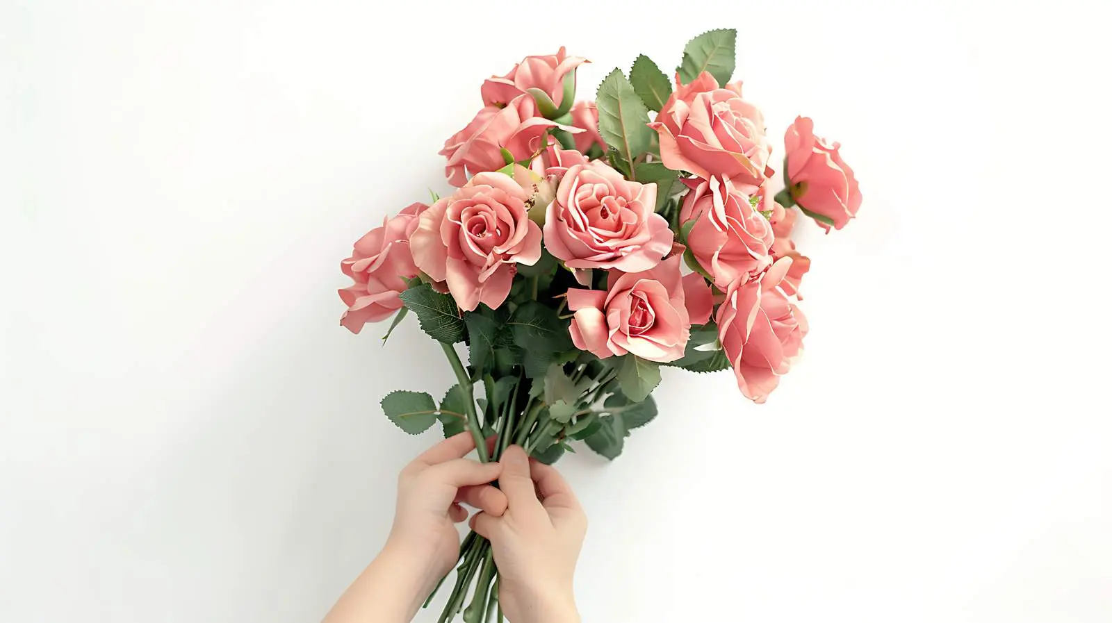 Pink Rose Bouquet in Girl's Hand — free download from Dotvec