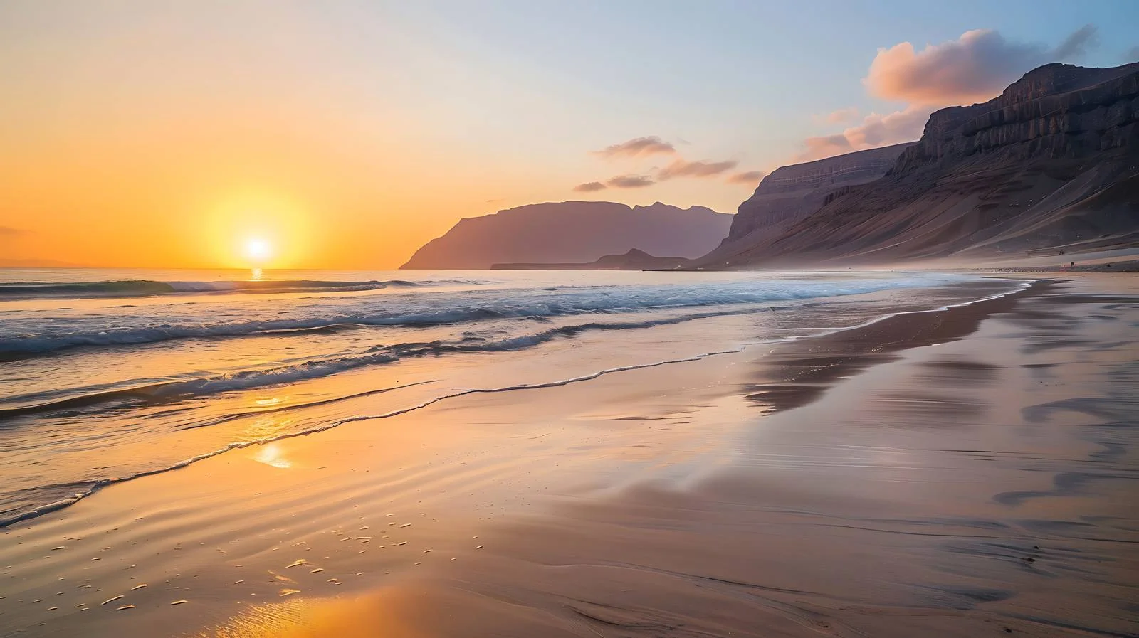 Spectacular sunset above Famara Beach, Lanzarote — free download from Dotvec