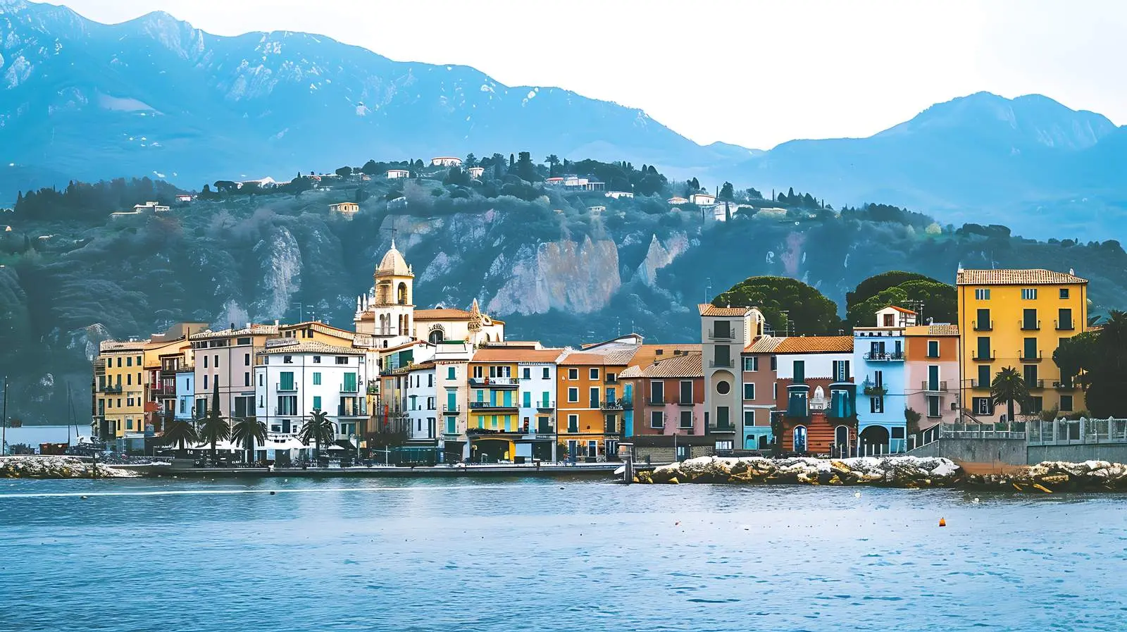 Scenic View of Historic Italian Town at Lake Como – free building image from Dotvec