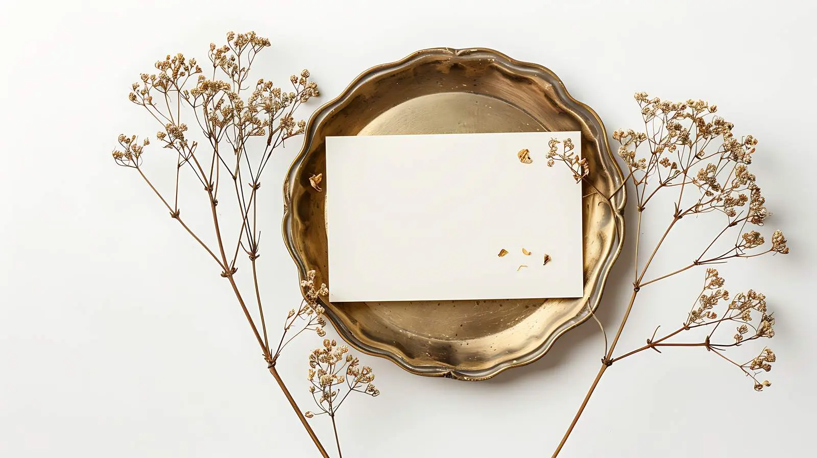 Blank Paper Card with Dried Floral Accent — free download from Dotvec